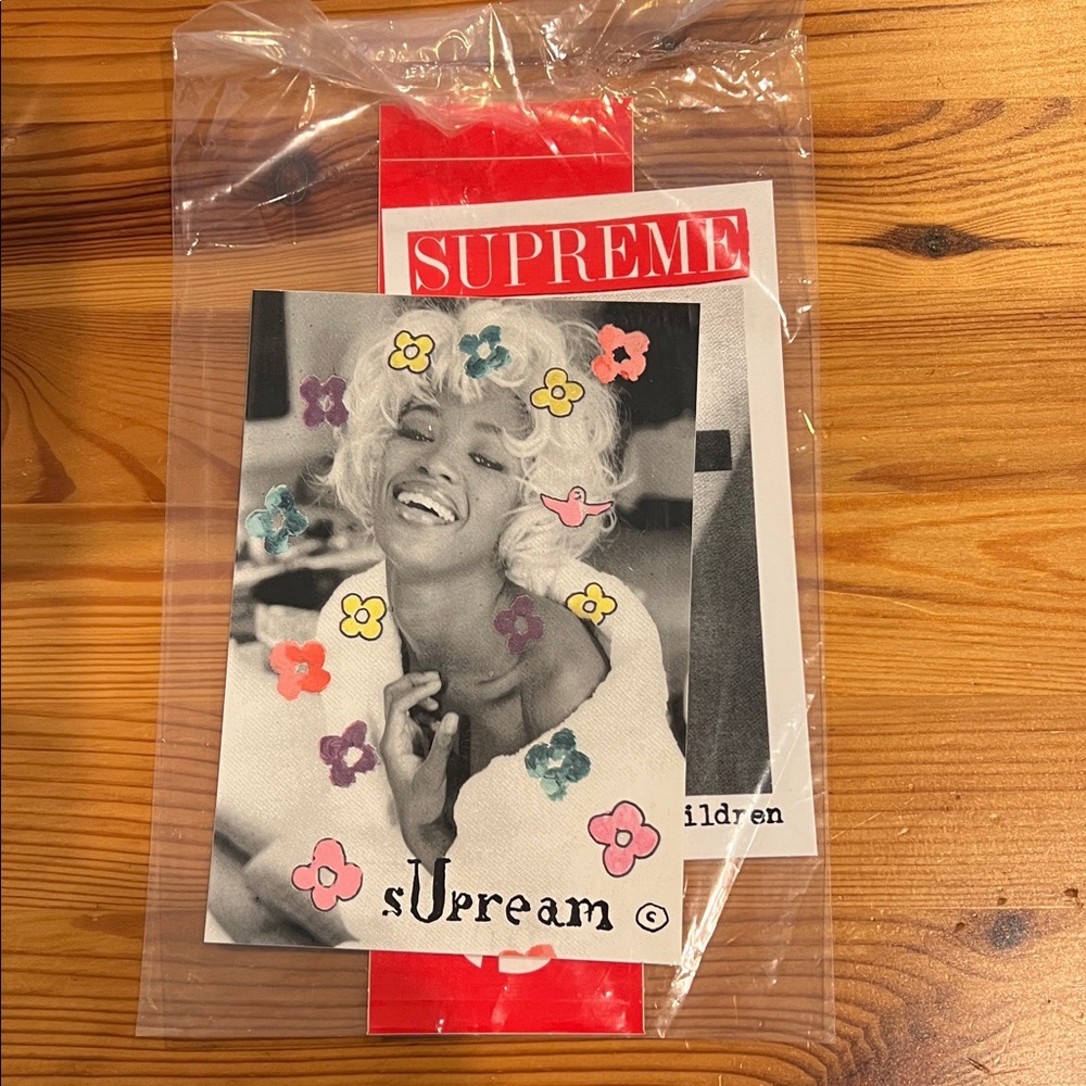 Supreme Sticker Set - Picture 5 of 5